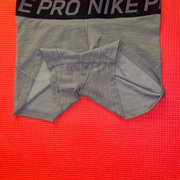 Nike Pro 3" Dri-FIT Compression Training Shorts Size Medium Youth. - Picture 7 of 14